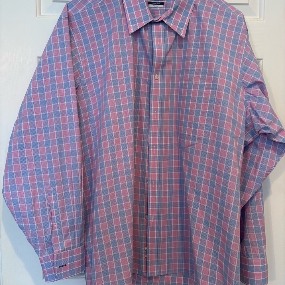 Izod Men's Pink and Blue Plaid Dress Shirt